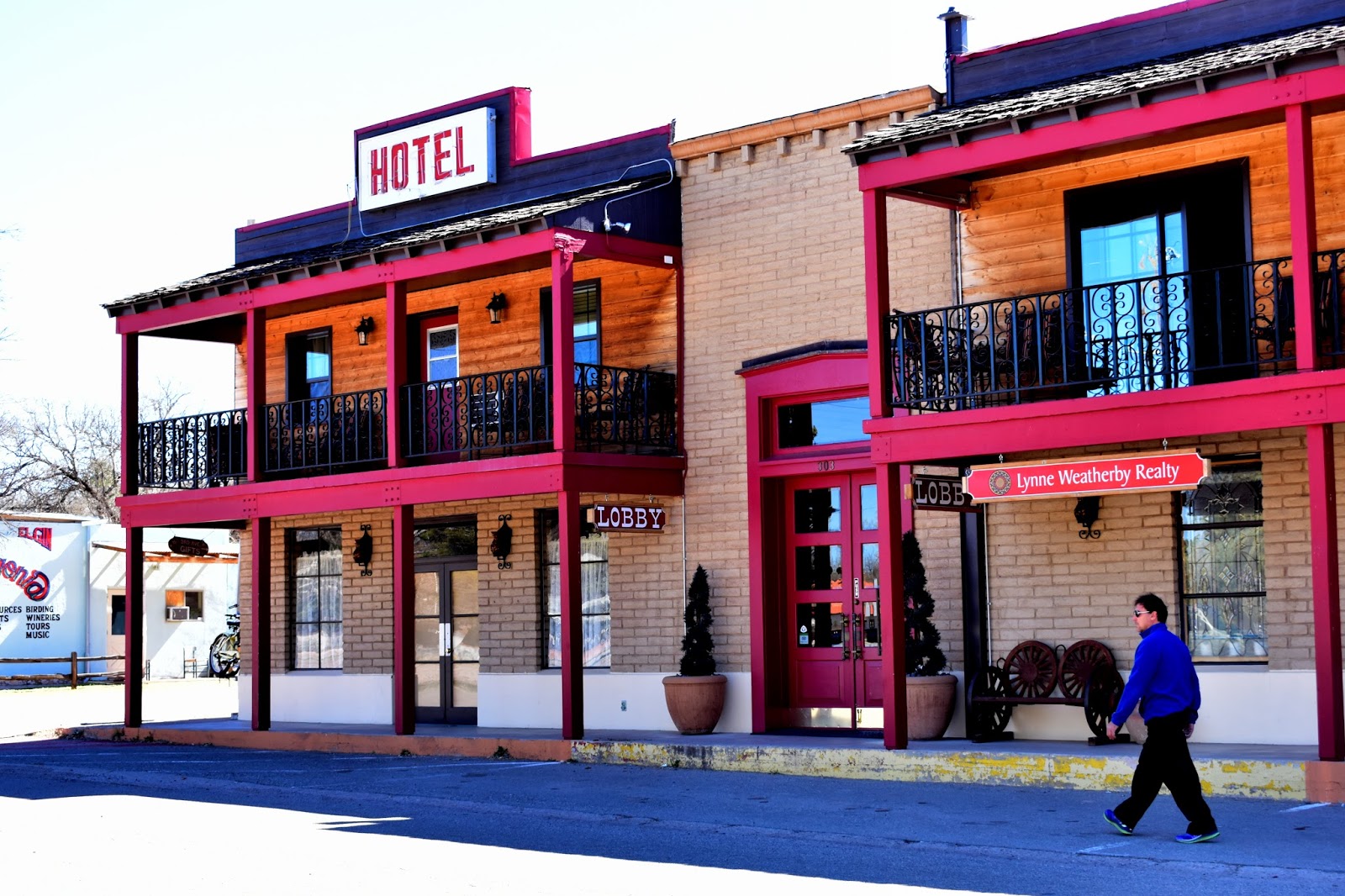 TRAVEL WITH THE BAYFIELD BUNCH)) A LOOK AROUND PATAGONIA ARIZONA AND