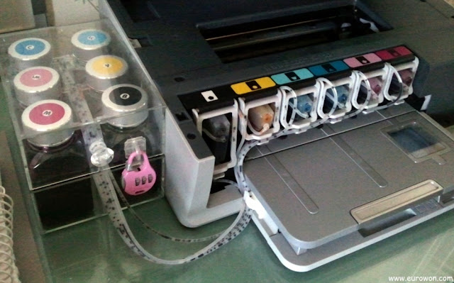 Impresora coreana con sistema de tubitos flexibles y cartuchos externos rellenables