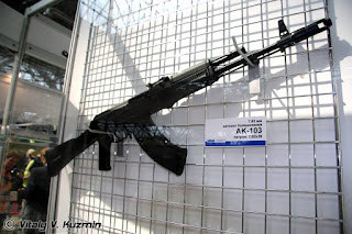 Senapan Serbu AK-103 
