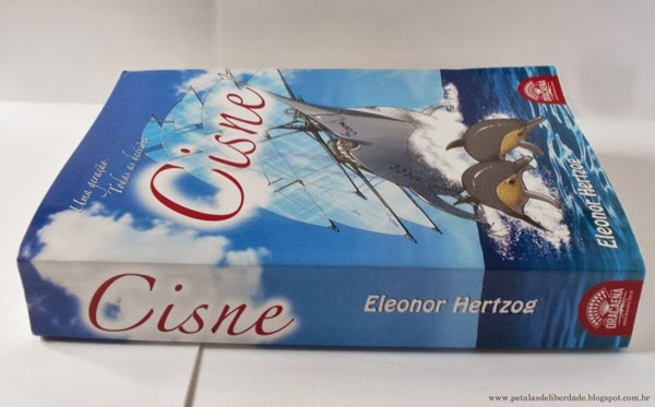 livro, Cisne, Eleonor Hertzog, literatura nacional, fantasia, resenha, trechos, parceria , lateral, fotos