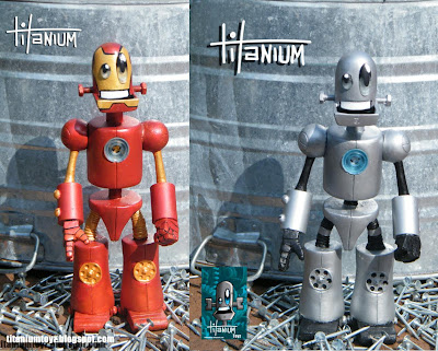 San Diego Comic-Con 2011 Exclusive Iron Man Titanium & OG Titanium Resin Figures by Tony Montalvo