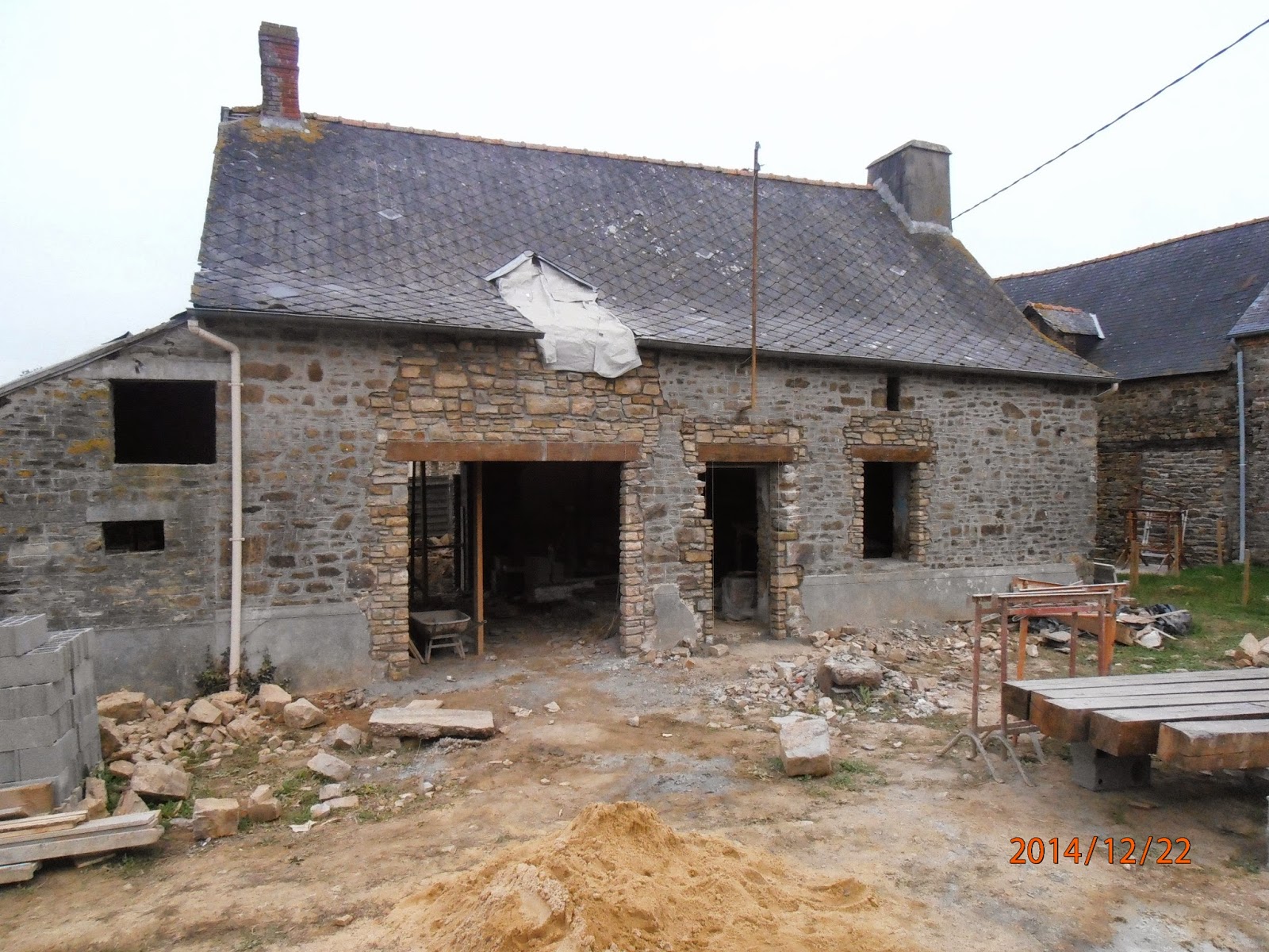 Une folie pour certain, un rêve pour d'autre...: Ouverture mur en pierre