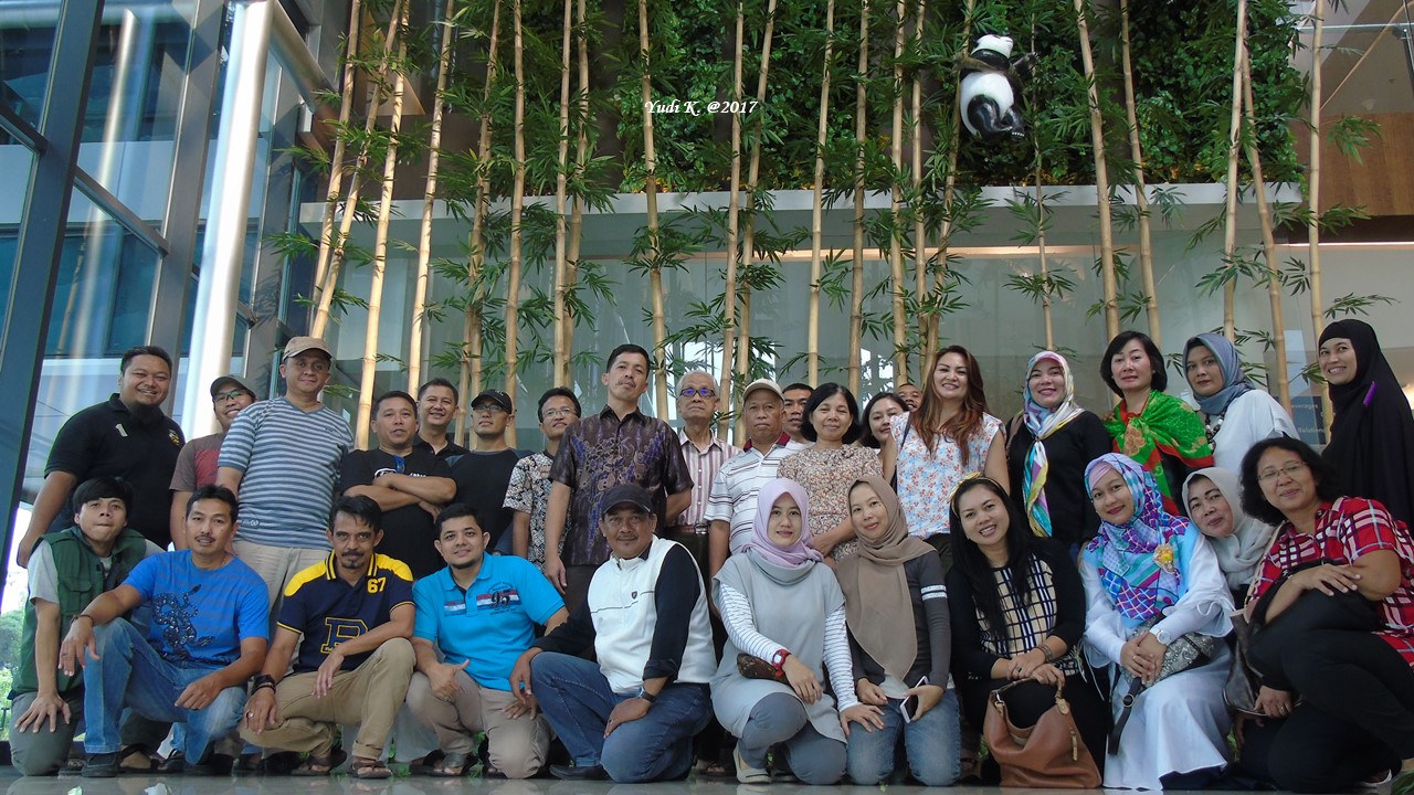 Bezuk Tetangga di RS Pondok Indah Bintaro