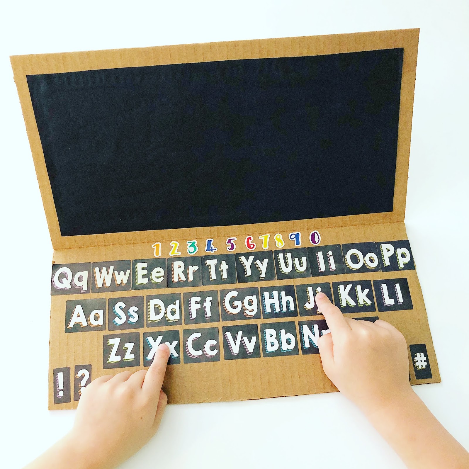 Find the Little Mind DIY Cardboard Laptop