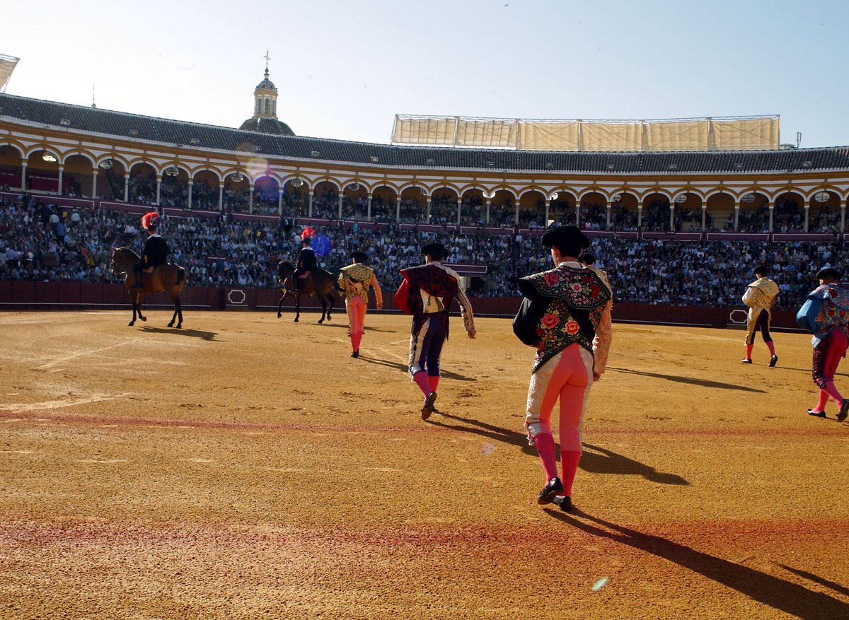Gelán Noticias TOROS. La Unión Taurina de Abonados y Aficionados de Sevilla pide a la Gelán Noticias TOROS. La Unión Taurina de Abonados y Aficionados de Sevilla pide a la