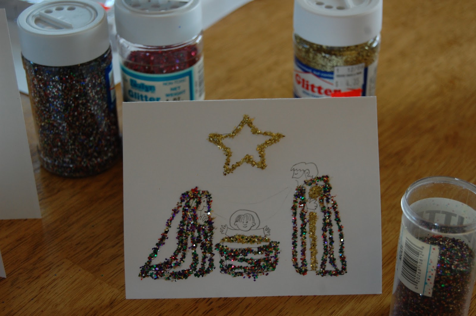 Beautifully Treasured Christmas CraftingGlitter Cards