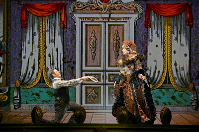 Review: 3-D Theatricals Delivers Sensational GENTLEMAN'S GUIDE  Image