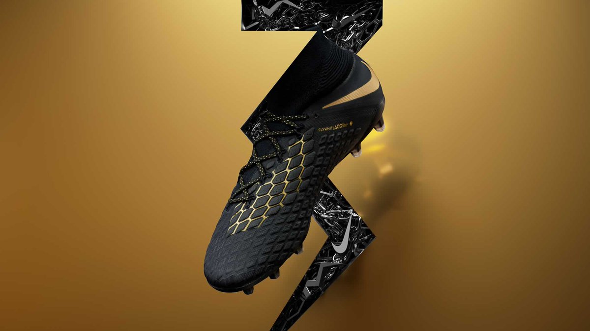 reguleren Nest Geest Special Edition Black / Gold Nike Hypervenom Phantom 3 'Game of Gold' Boots  Released - Footy Headlines