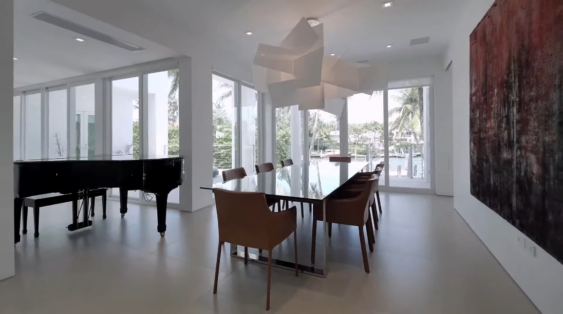 33 Interior Design Photos vs. 481 S Mashta Dr, Key Biscayne, FL Luxury Home Tour