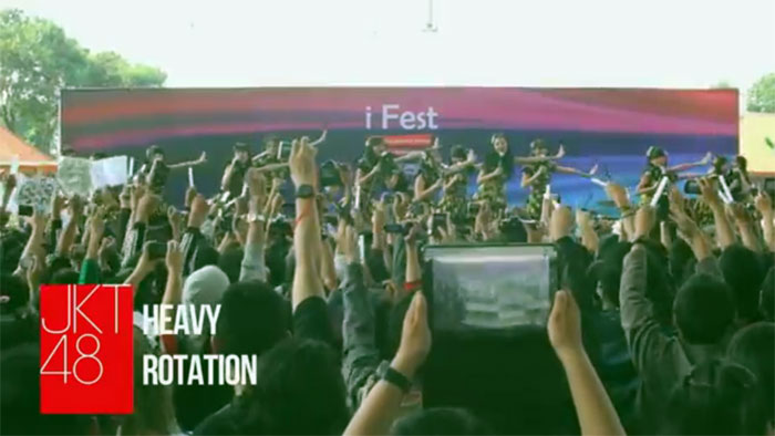 Lirik + Chant Lagu JKT48 Heavy Rotation - JKT48