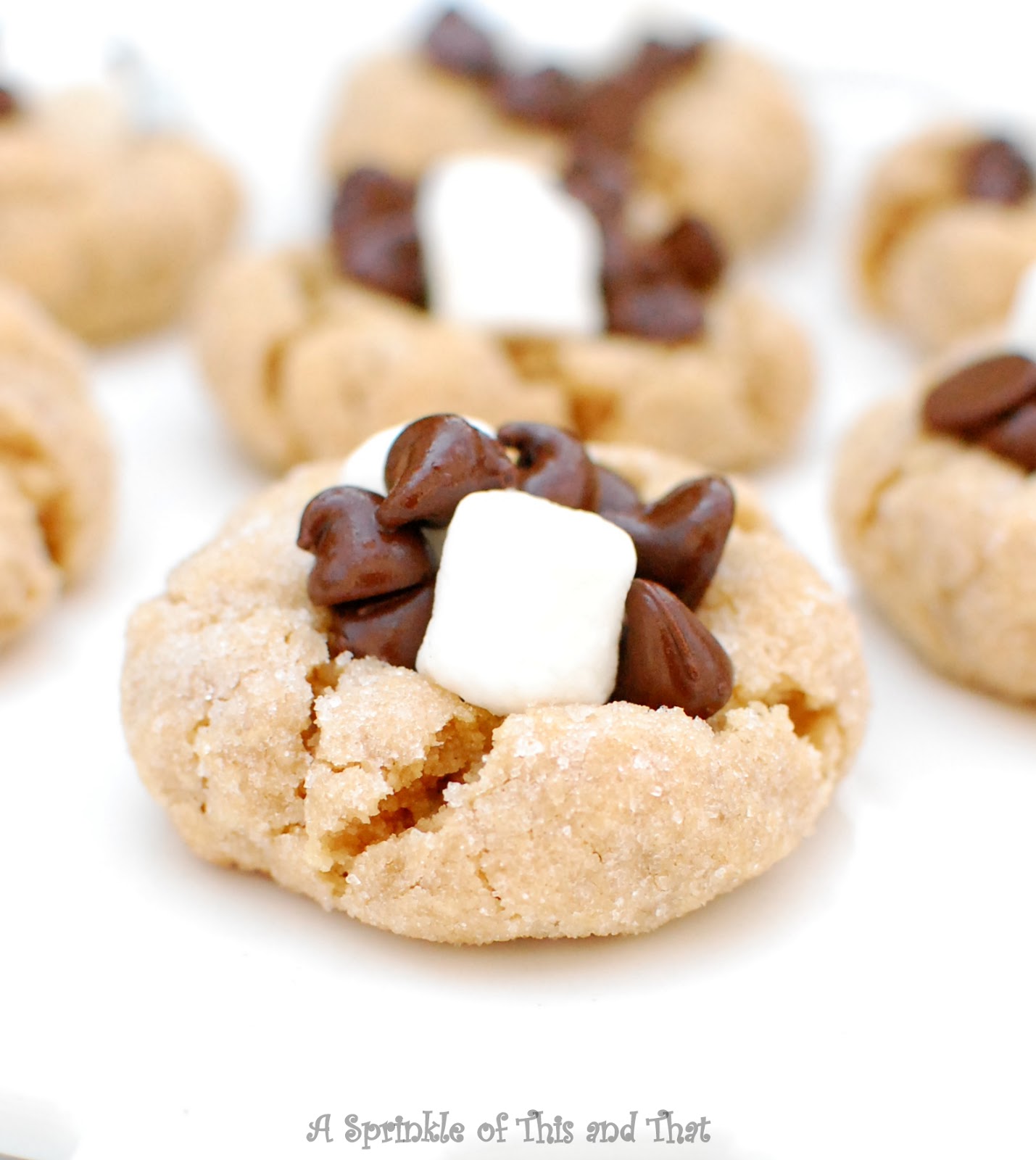 Much cookies. урок английского с печеньем. скороговорки на английском про еду. Many cookies или much. печенье американо кукис.