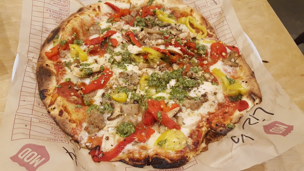 Online ordering at MOD Pizza {and a $25 giveaway!}