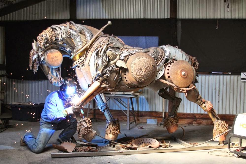Mail2day Iconic Scrap Metal Animal Sculptures By John Lopez 21 Pics
