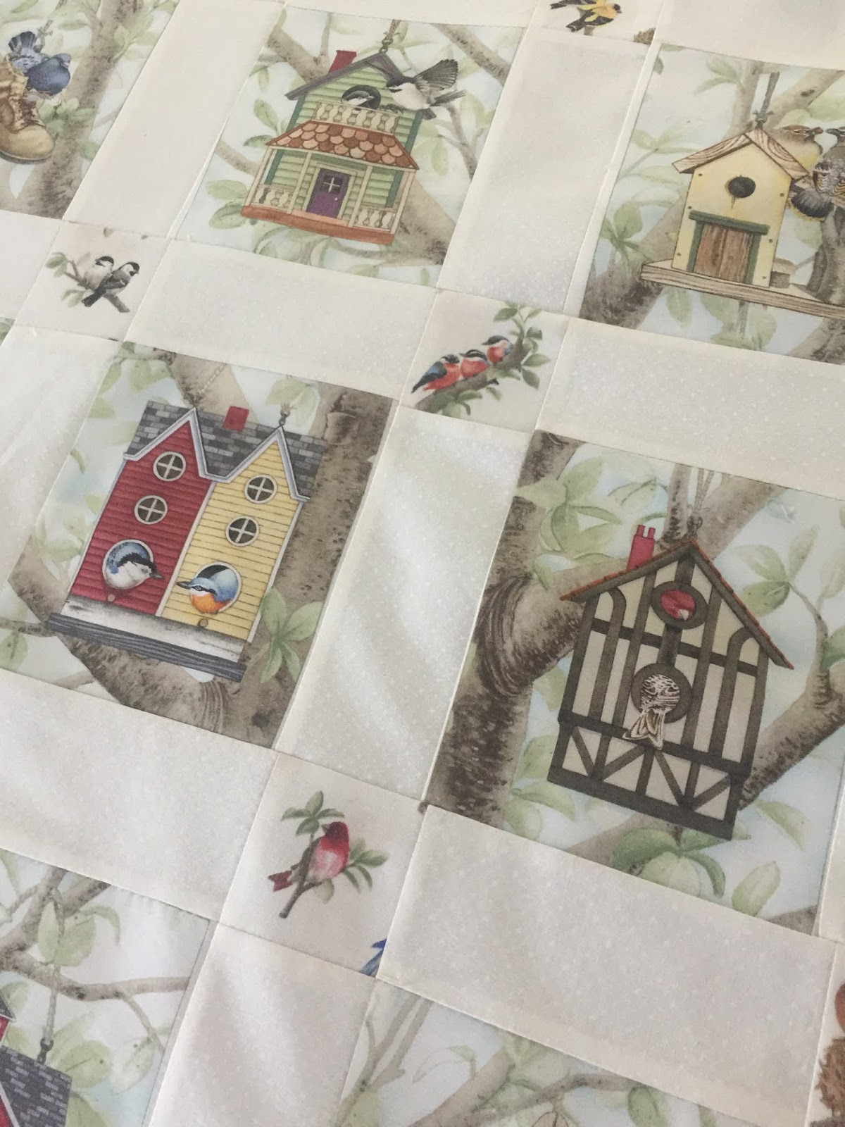 Birdhouse baby quilt