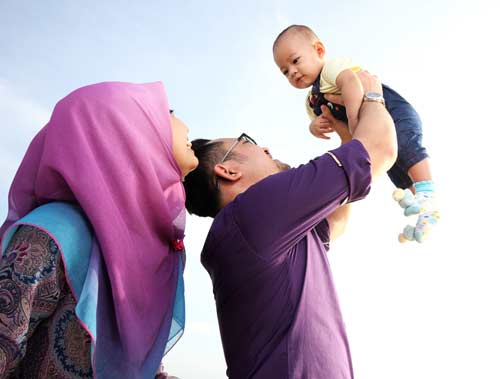 Seperti Apakah Rumah Tangga Yang Harmonis Ala Rosululloh SAW?? Seperti Inilah Gambarannya Seperti Apakah Rumah Tangga Yang Harmonis Ala Rosululloh SAW?? Seperti Inilah Gambarannya