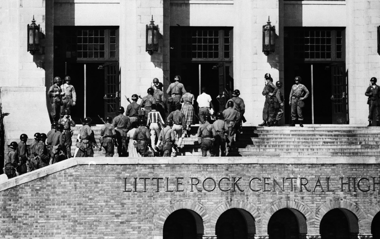 Segregación Racial. Little rock central