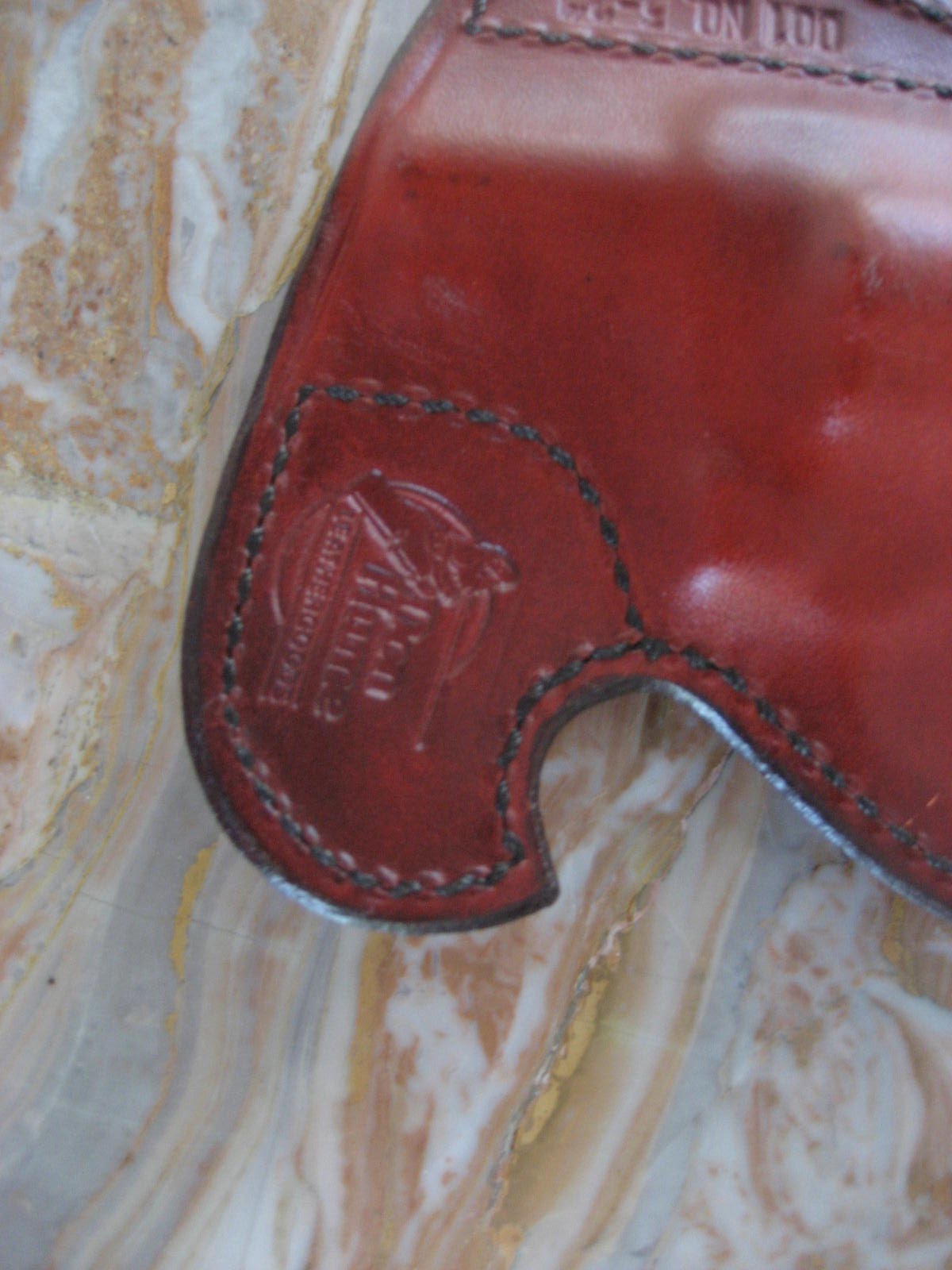 Shangrila Towers Guns Don Hume Front Pocket Holster review