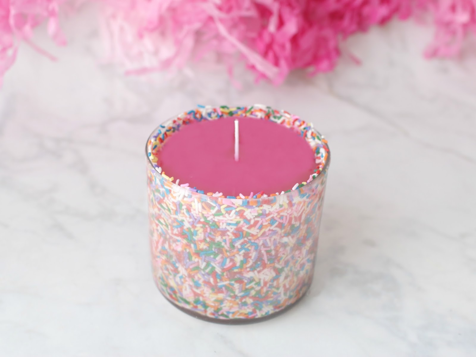 Elle Sees Beauty Blogger in Atlanta DIY Sprinkles Candle With a