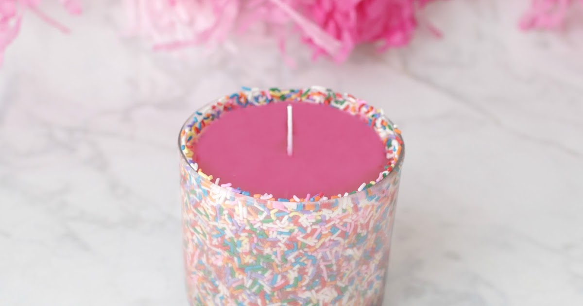 Elle Sees Beauty Blogger in Atlanta DIY Sprinkles Candle With a