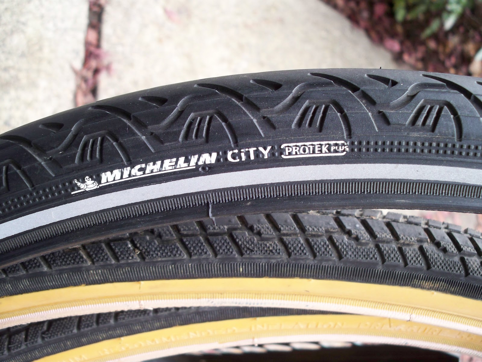 custom bicycle tires