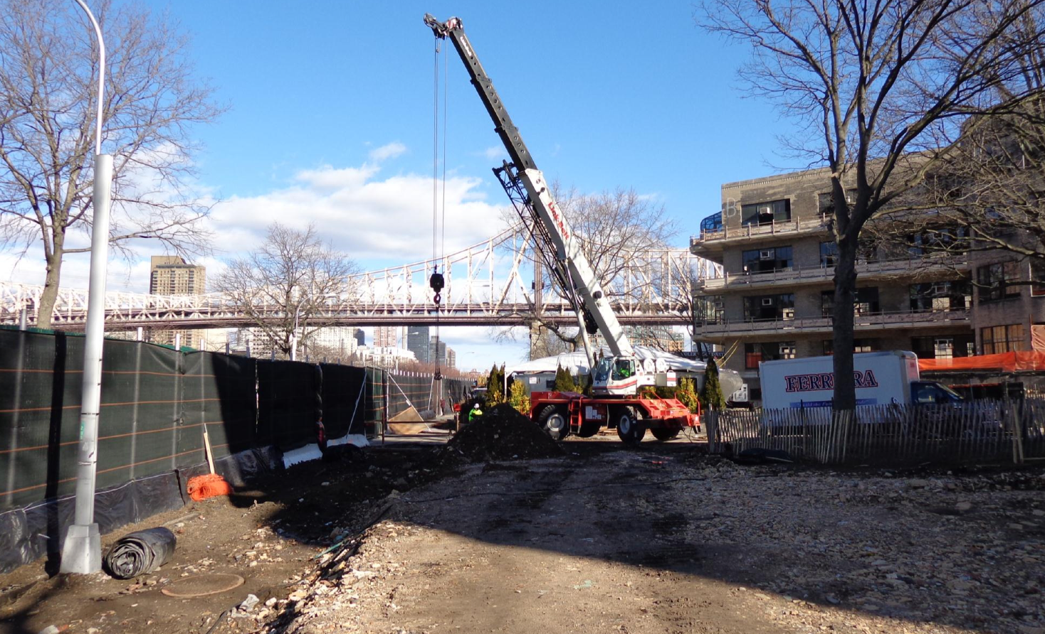 Roosevelt Islander Online Con Ed Working Inside Roosevelt Island