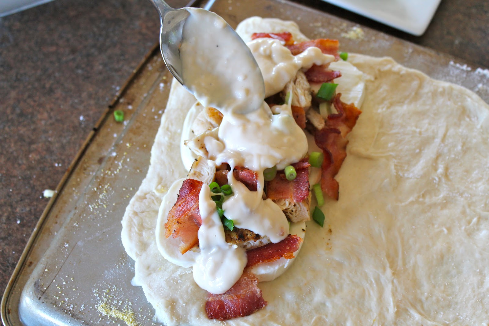 Mrs. Schwartz's Kitchen Chicken Alfredo Calzones