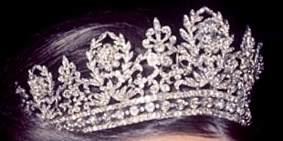 tildele Bær budget The Royal Order of Sartorial Splendor: Tiara Thursday: Queen Josephine's  Diamond Tiara