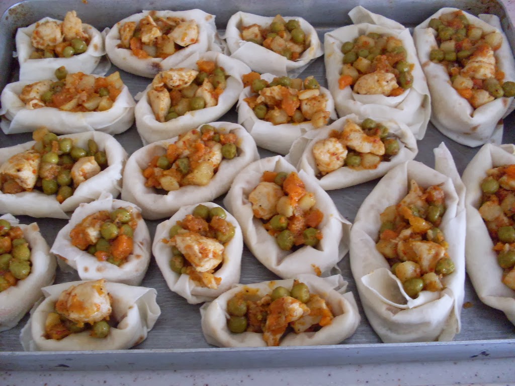 Yeşil Mutfaktan Tarifler GARNİTÜRLÜ SANDAL BÖREK