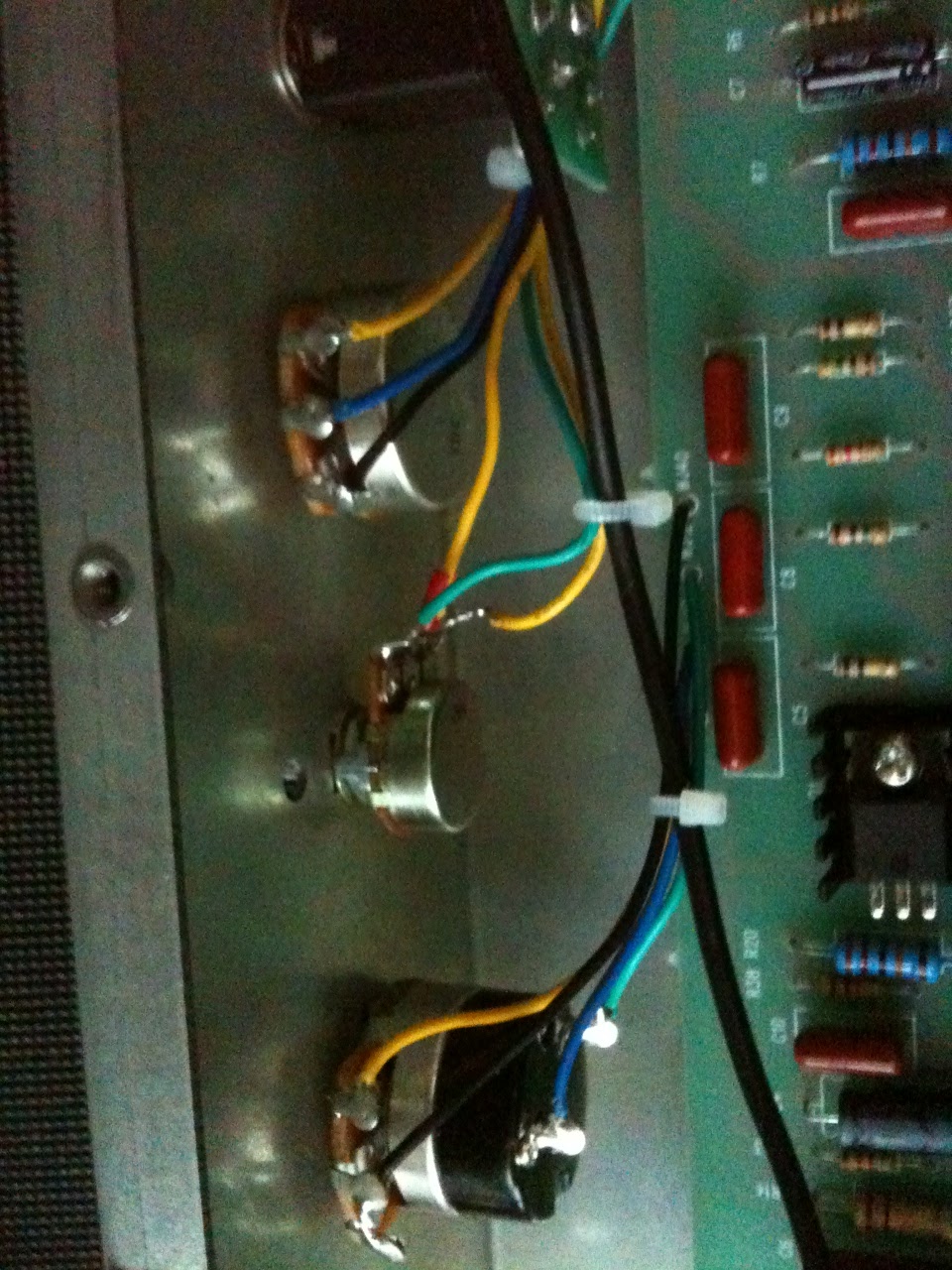 On a shoestring project Fender Excelsior tone pod mod