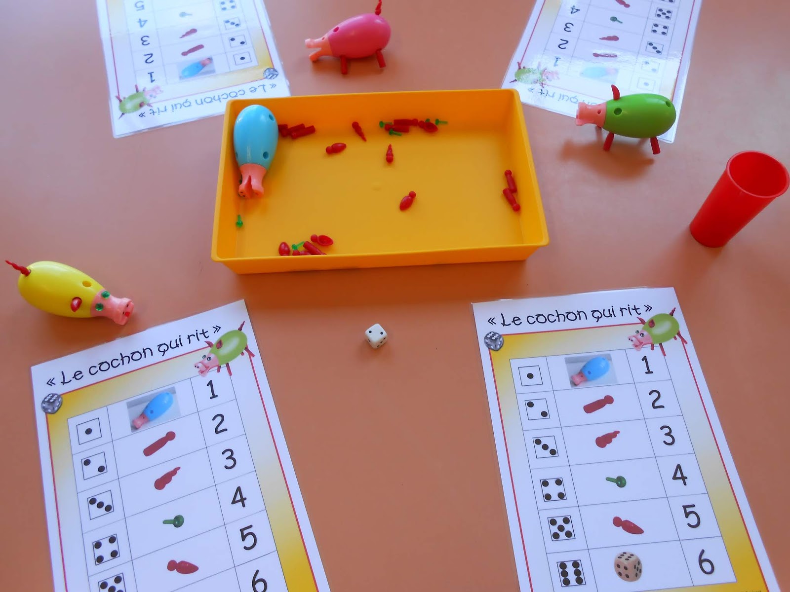 Amiscol Jeu du cochon qui rit