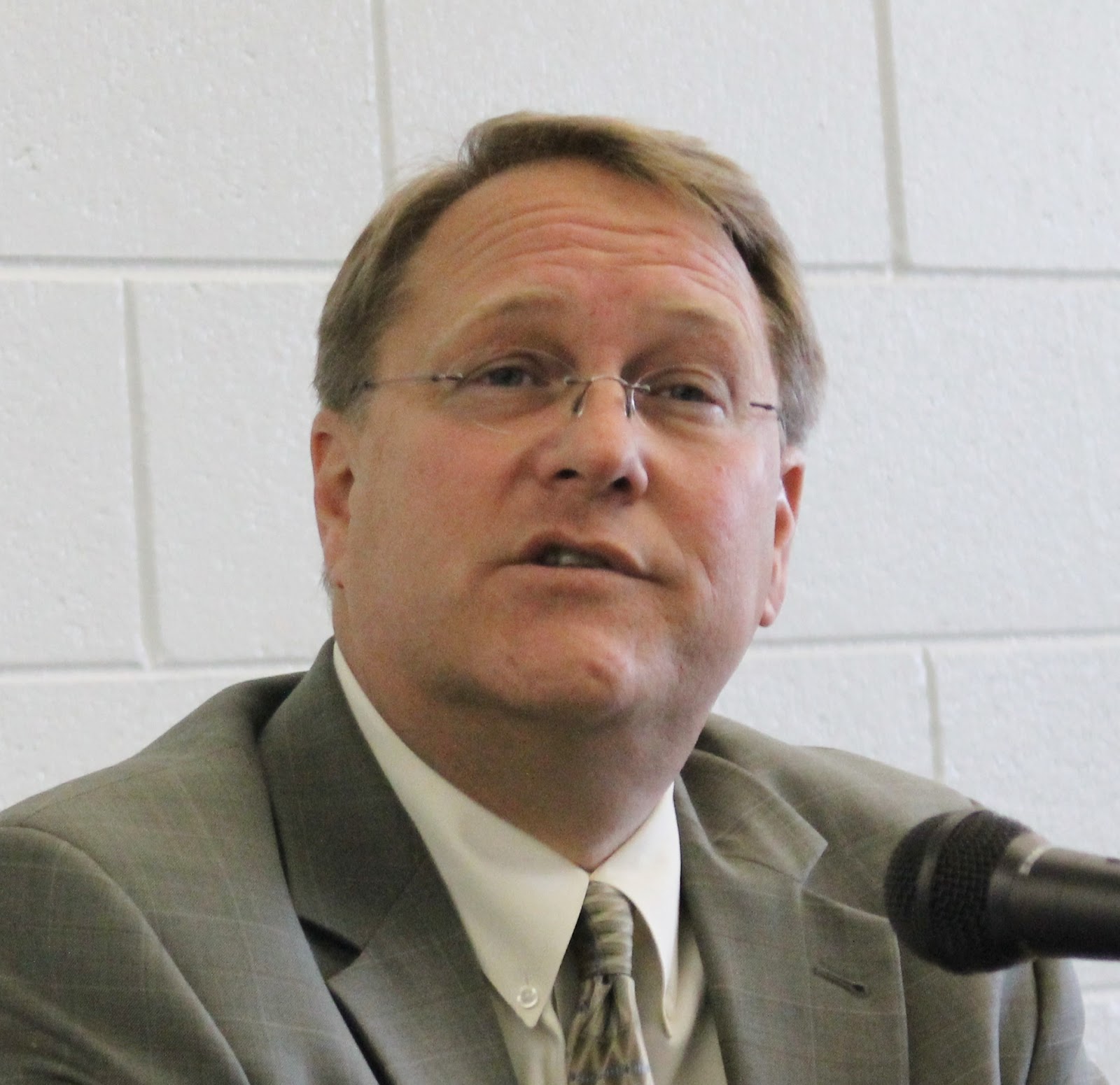 BAY POST Does Bill Foster Really Want to Be Mayor?