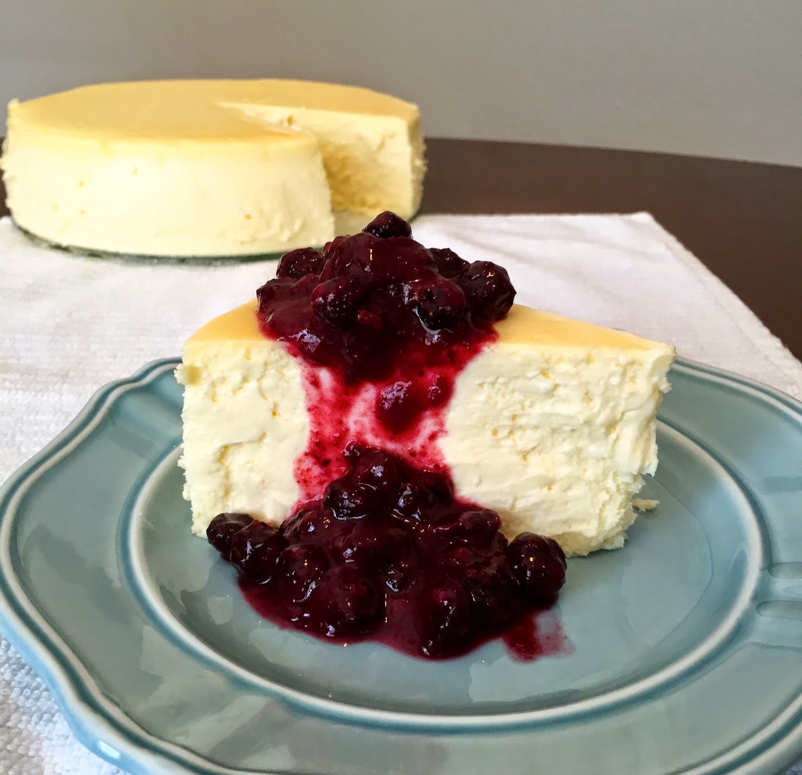 Creamy Crustless Cheesecake