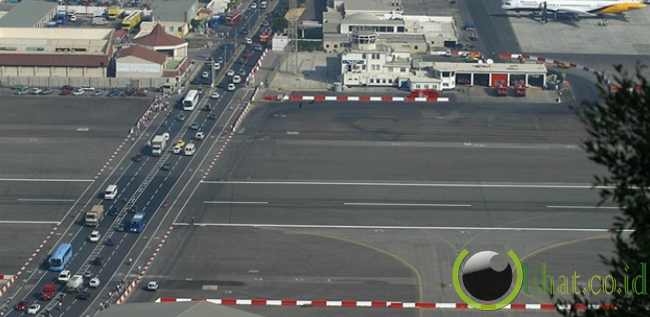 Gibraltar Airport, Gibraltar