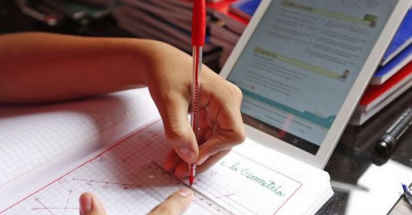 Cerca de 10 mil alumnos de Arequipa aún no acceden a programa «Aprendo en Casa»