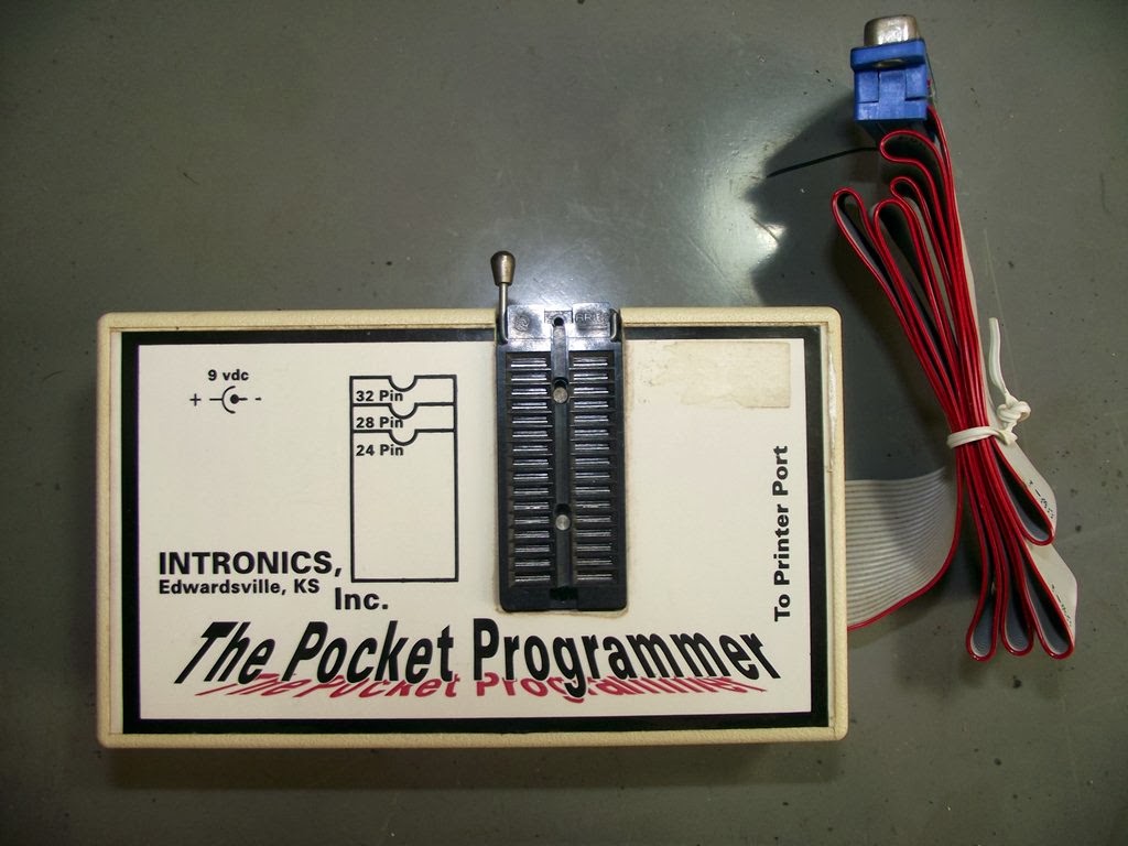 Pakéquis: Por dentro do programador de EPROM Pocket Programmer