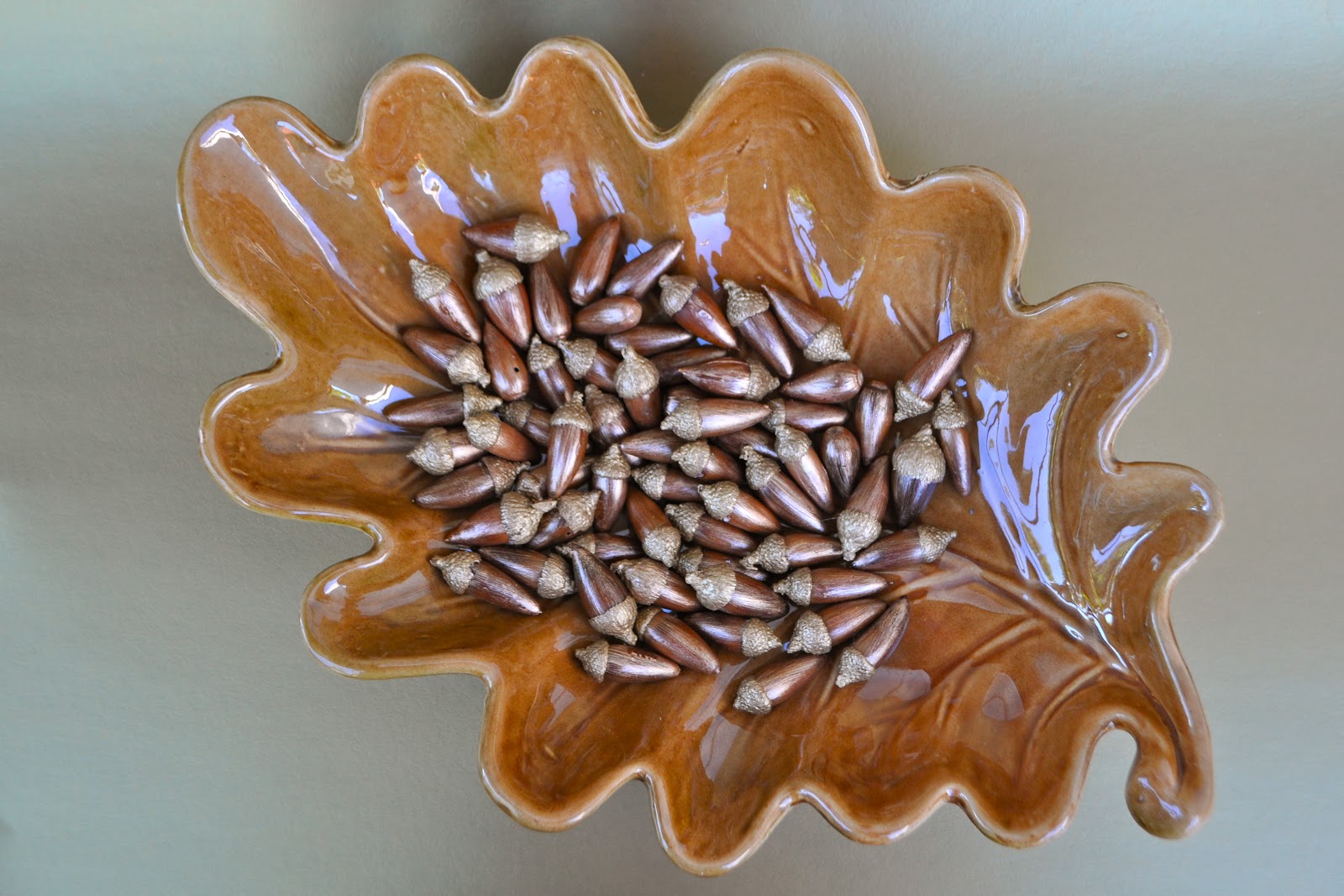 How to Make Gold Acorn Vase Filler {Even If You're Not Crafty!}