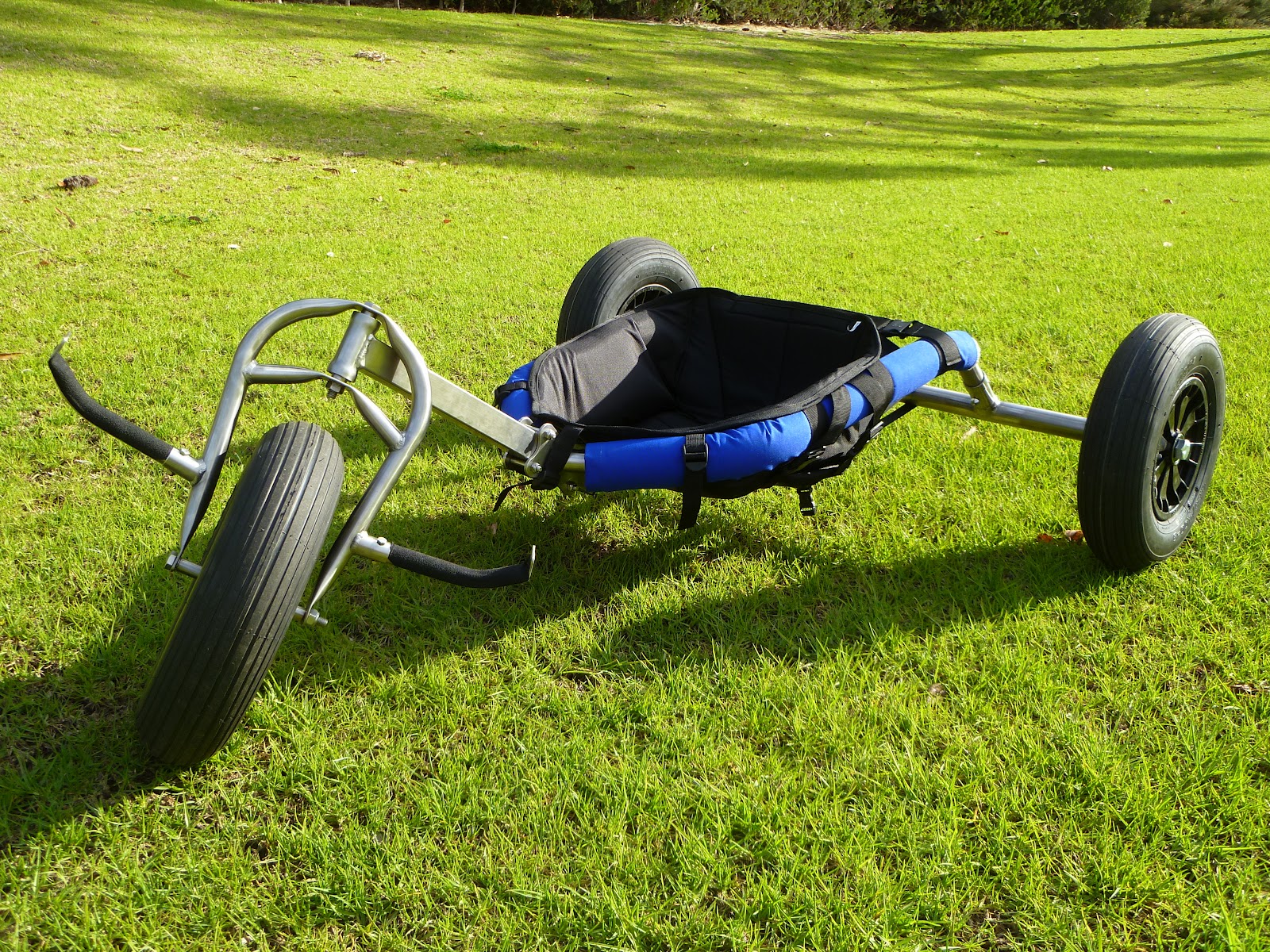 Baldivis Kite Buggying Newbie in a kite buggy semiprofessional!