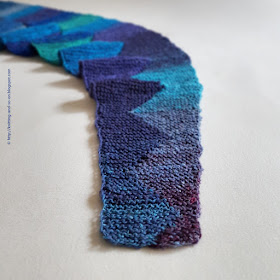 Cordillera Scarf - Free knitting pattern by Knitting and so on