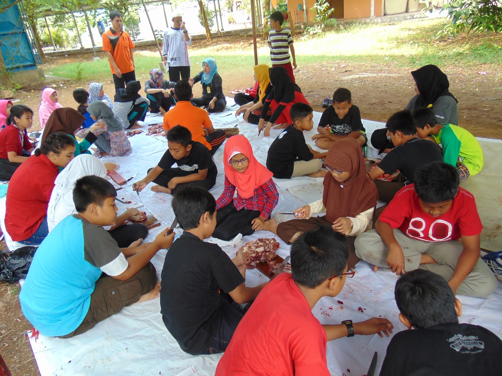 Latihan Qurban di Labschool Unnes Semarang 1437 H - RIFANFAJRIN.COM