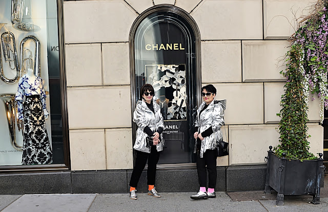 Chanel%2BBergdorf.JPG
