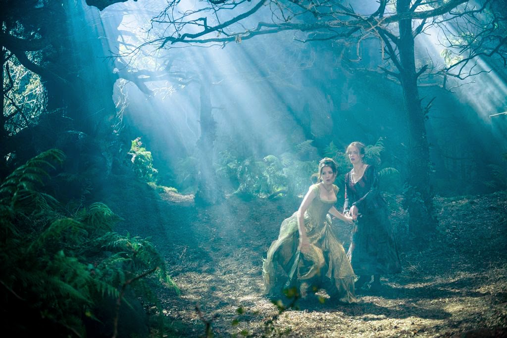 into the woods-anna kendrick-emily blunt