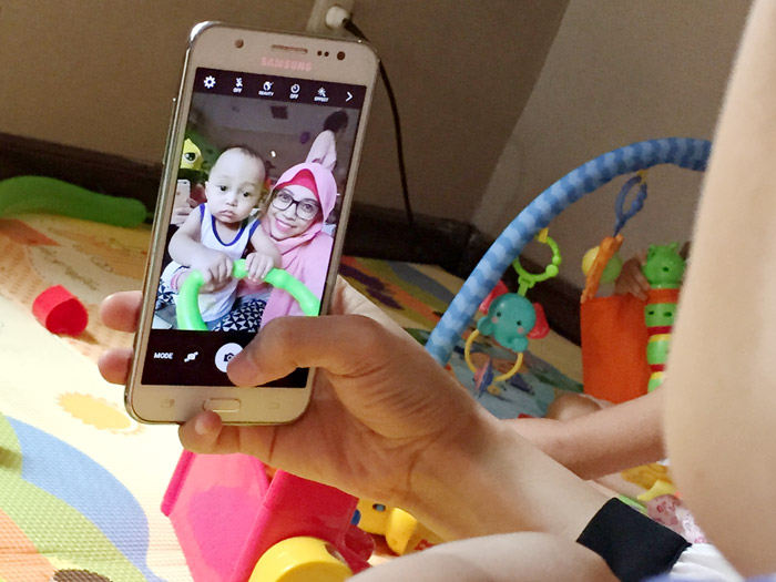 Samsung J5 Pro melhora selfie e deixa usar dois WhatsApp ao mesmo tempo -  30/08/2017 - UOL TILT