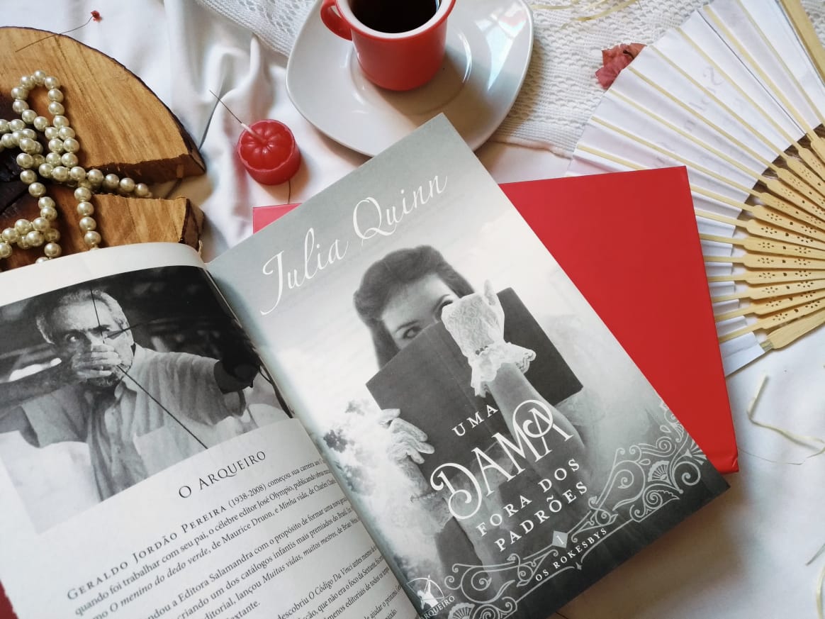 { #RESENHA } UMA DAMA FORA DOS PADRÕES - JULIA QUINN UMA DAMA FORA DOS PADRÕES