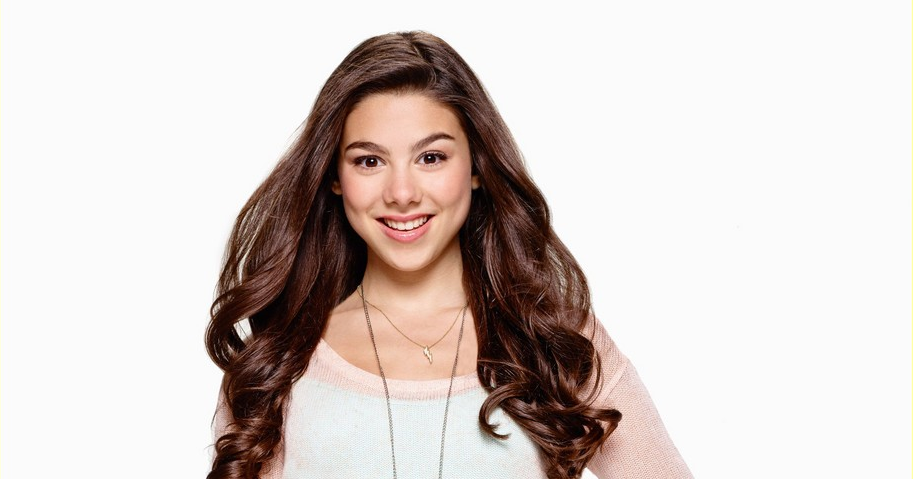 NickALive!: Kira Kosarin Opens Up About Working on 'The Thundermans'