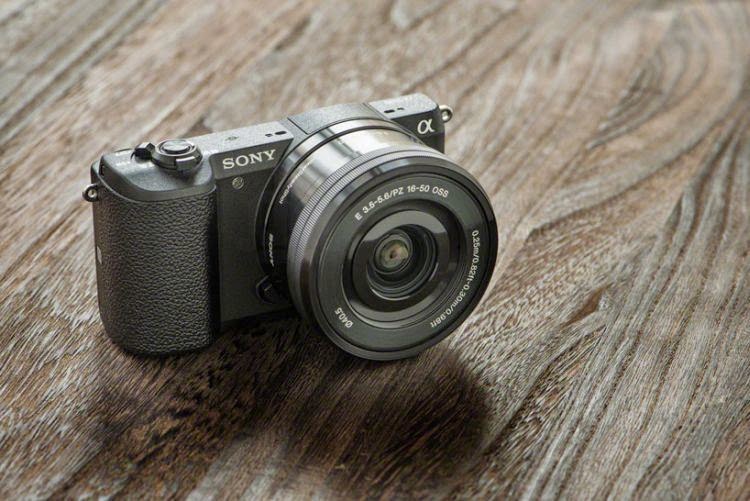 Harga Kamera Mirrorless Sony Alpha 5100 Mendukung ISO Tinggi dan WiFi