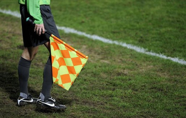 Funciones De Los Jueces De Linea En El Futbol futbolsoccereglamentor.blogspot.com