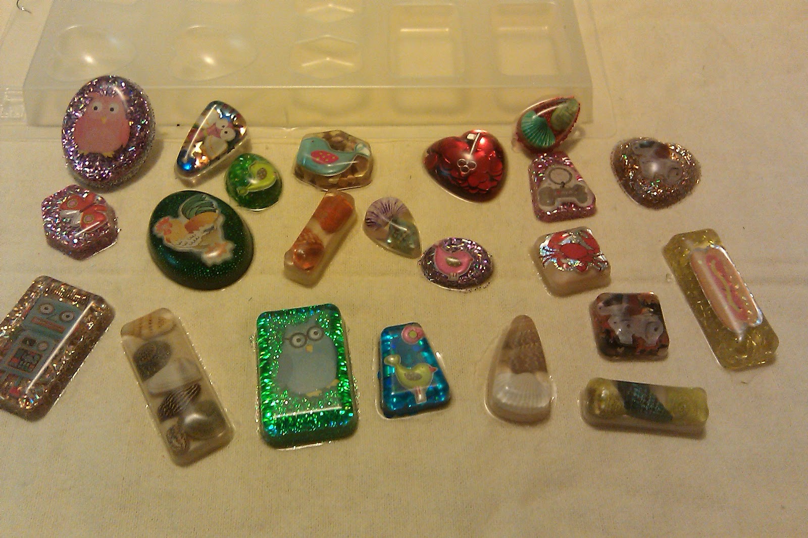 Crafty Library Lady Resin Jewelry Tutorial