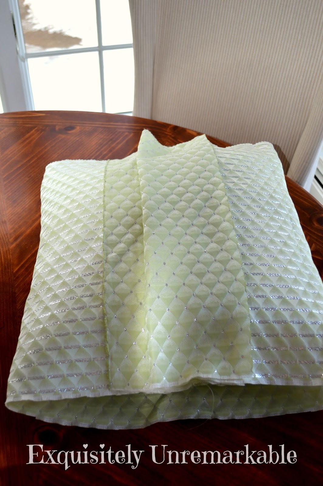 Easy Pillow Cover Tutorial Sort Of Exquisitely Unremarkable