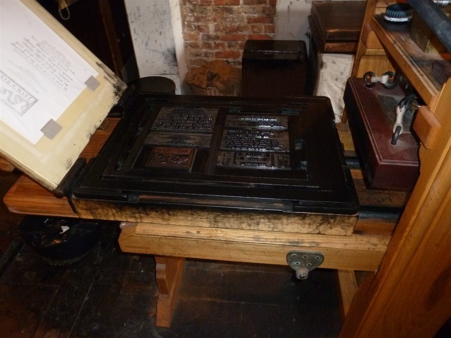 worm-s-eye-view-ben-franklin-print-shop