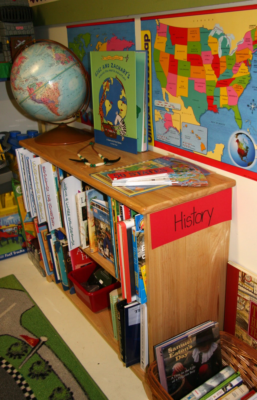 Shady Creek Academy ....: Let Me Show You Around our School Room!